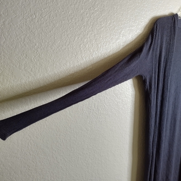 Mersea split sides long grey langenlook duster sz OS - Picture 3 of 7